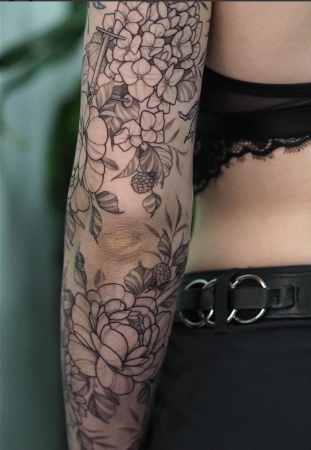 50+ Unique sleeve tattoos aesthetic for women 2022