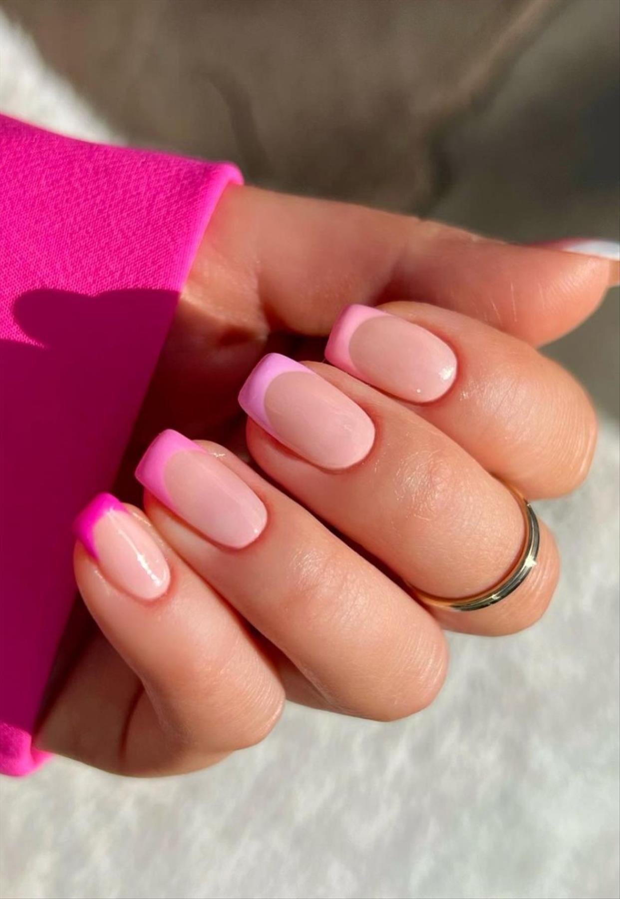 Best French tip nails for Summer mani 2022