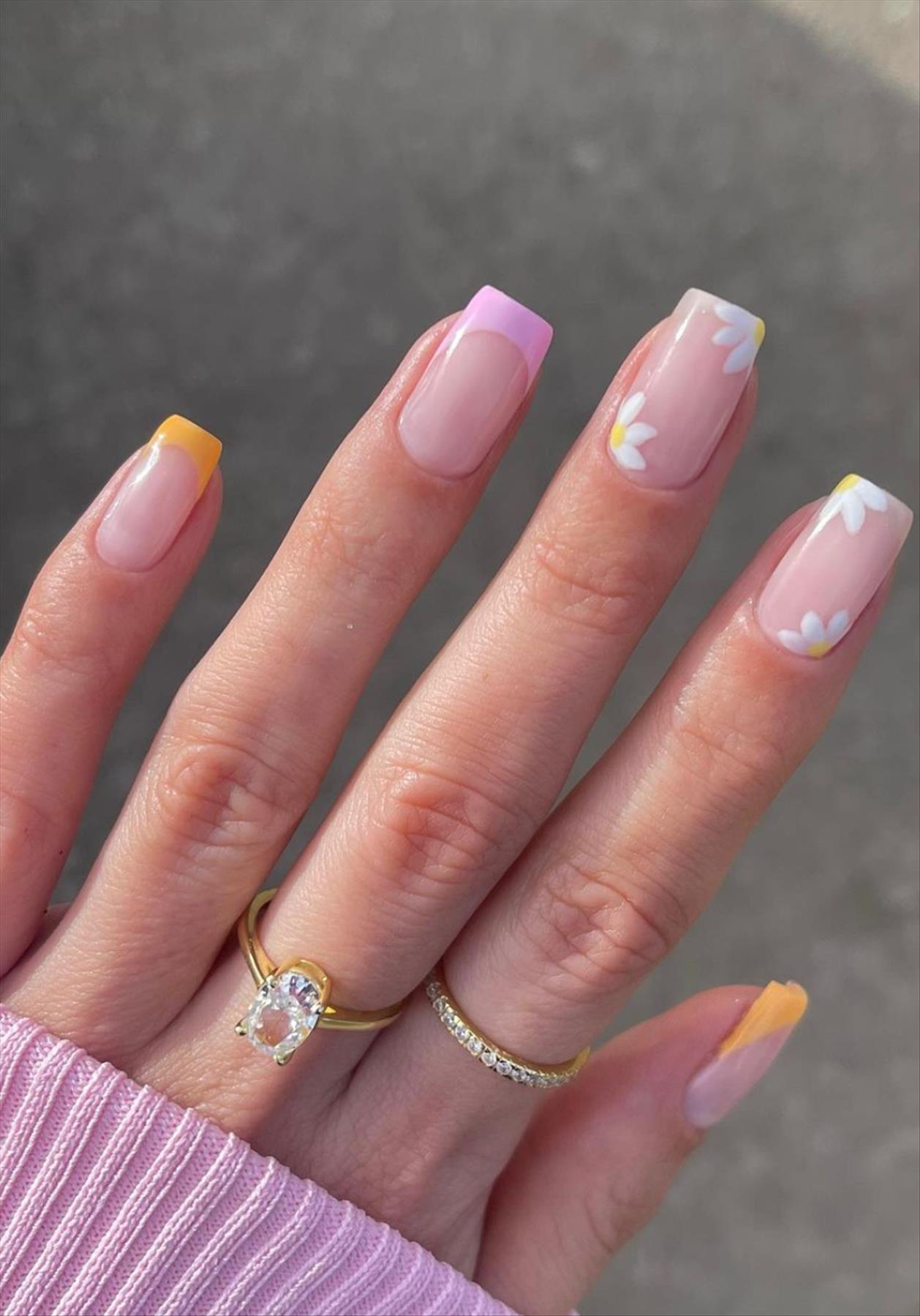 Best French tip nails for Summer mani 2022