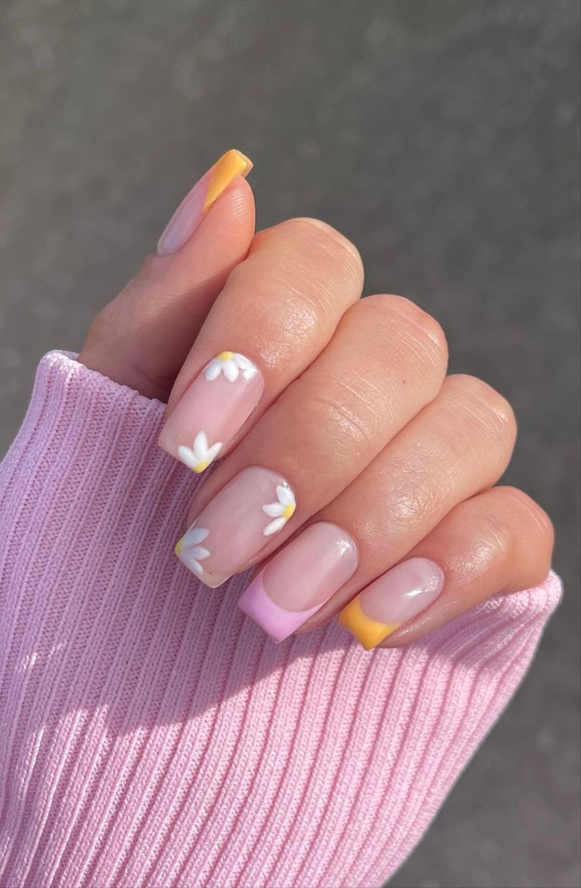 Best French tip nails for Summer mani 2022