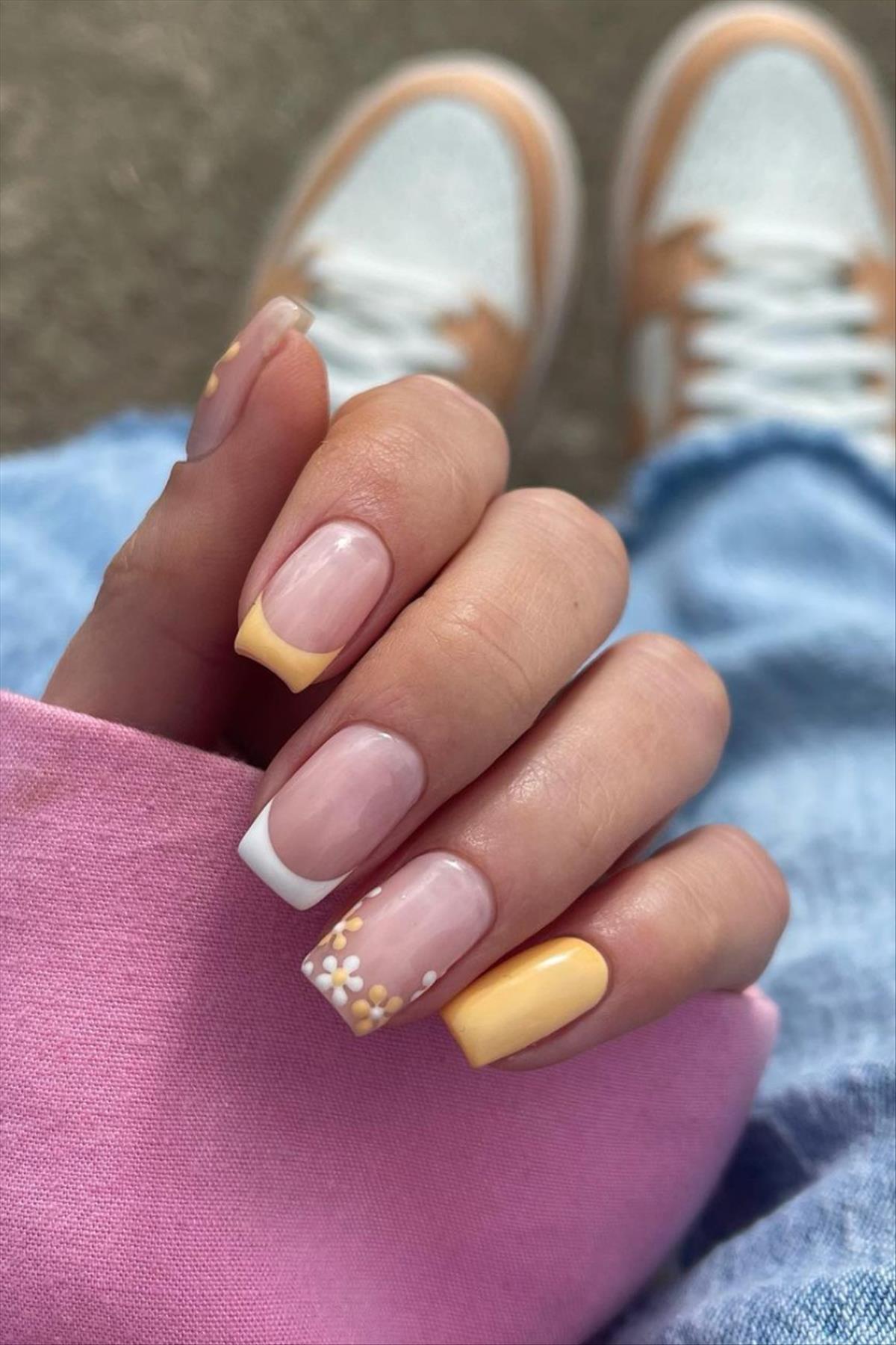 Best French tip nails for Summer mani 2022