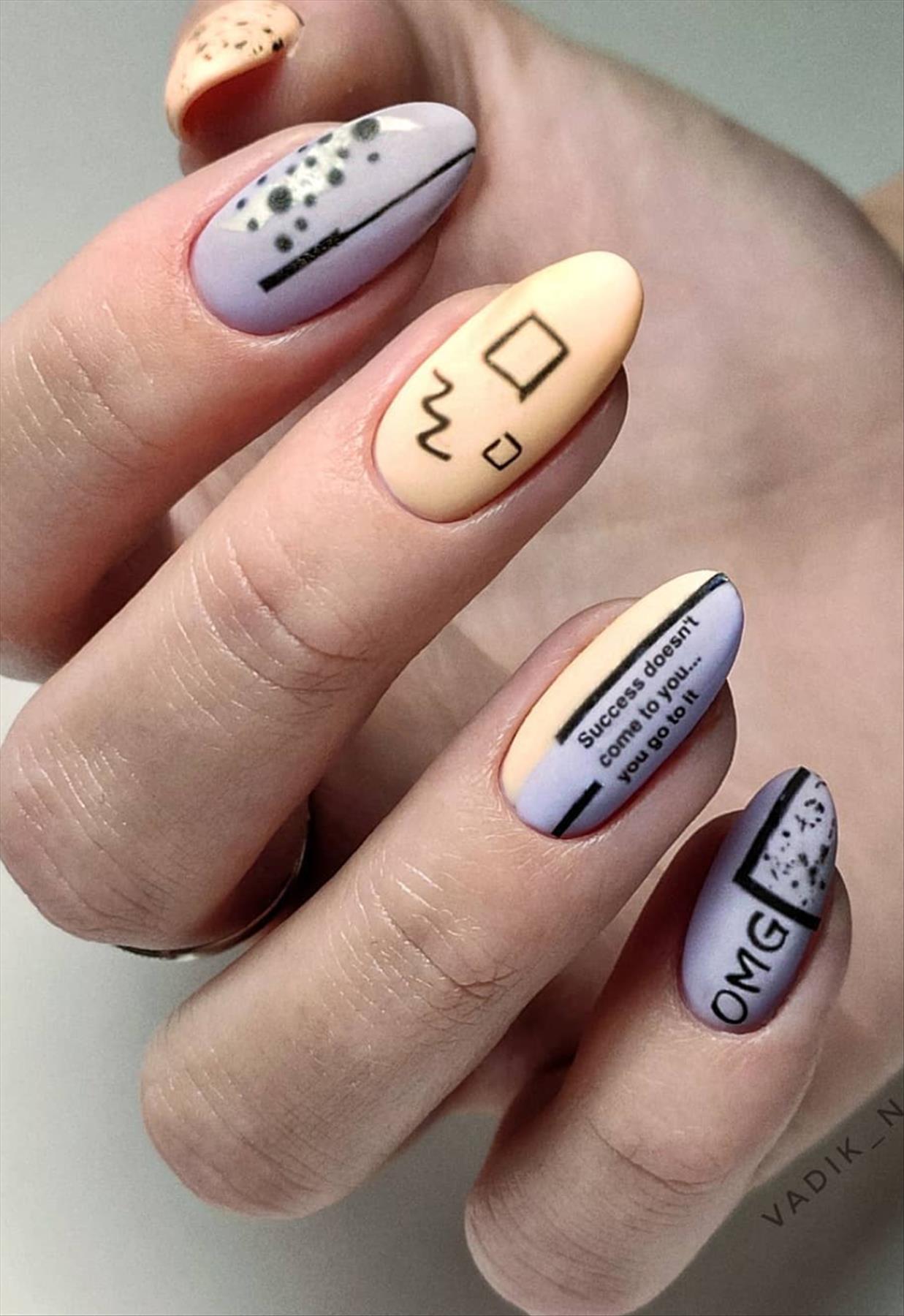 Cute short almond nail design art for the 2022 chic look