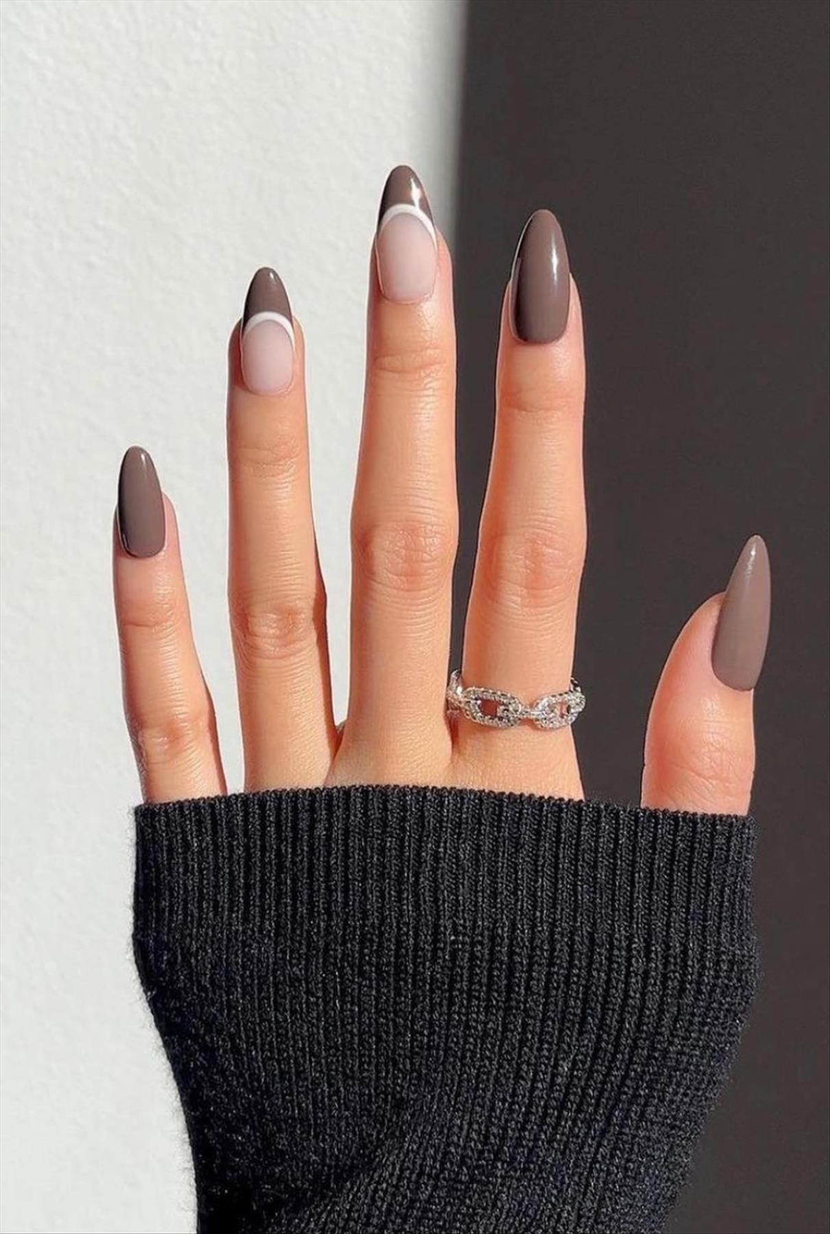 Best French tip nails for Summer mani 2022