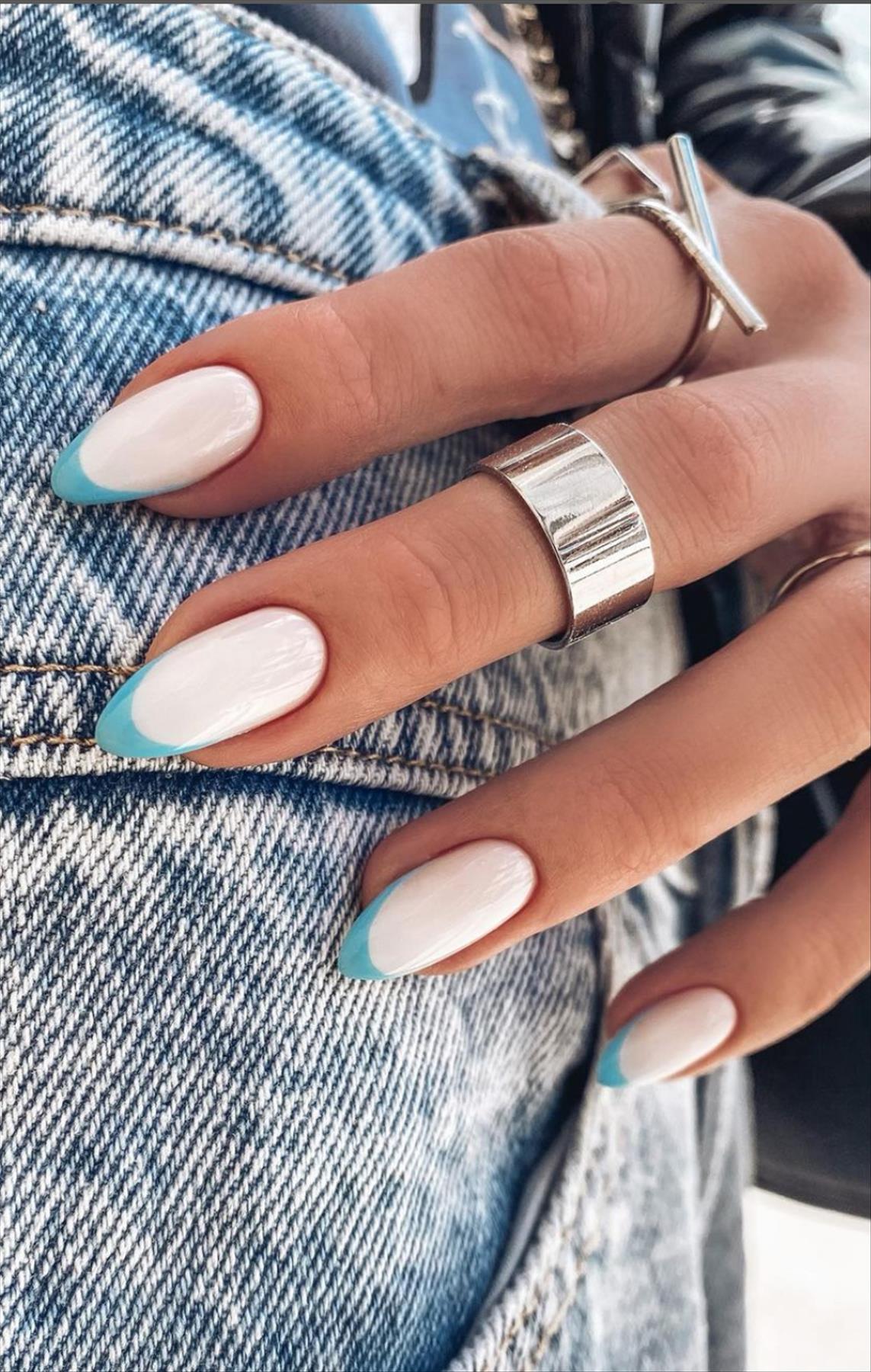 Best French tip nails for Summer mani 2022