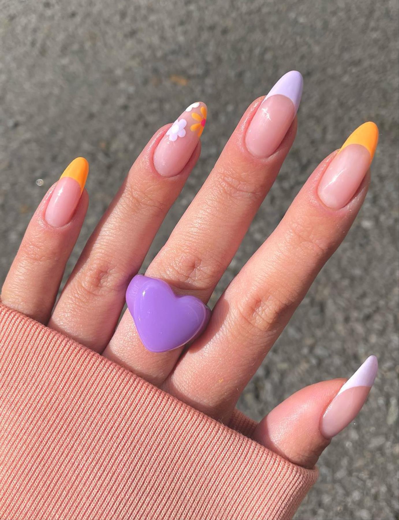 Best French tip nails for Summer mani 2022