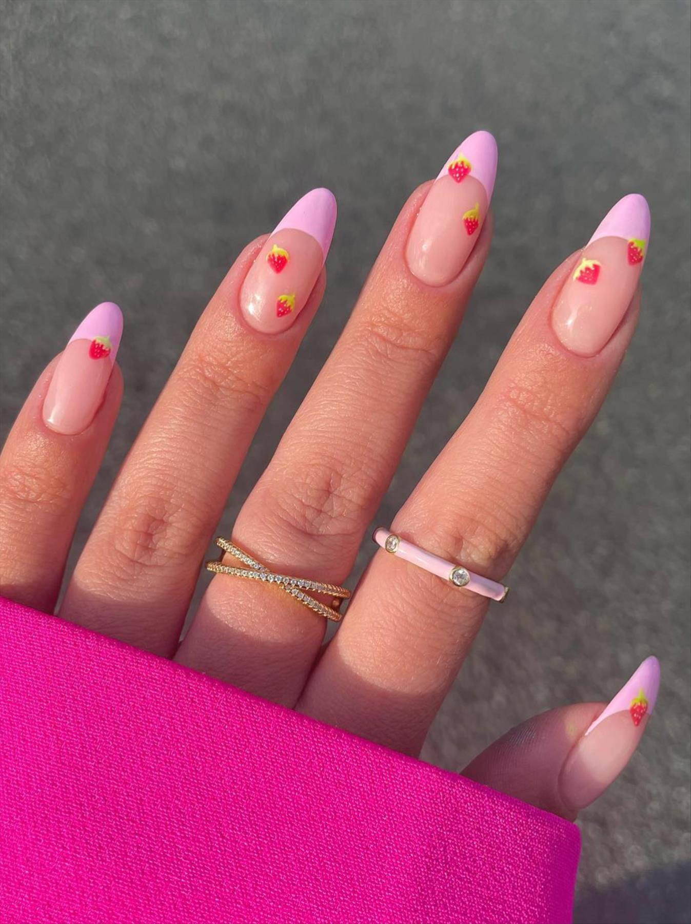 Best French tip nails for Summer mani 2022