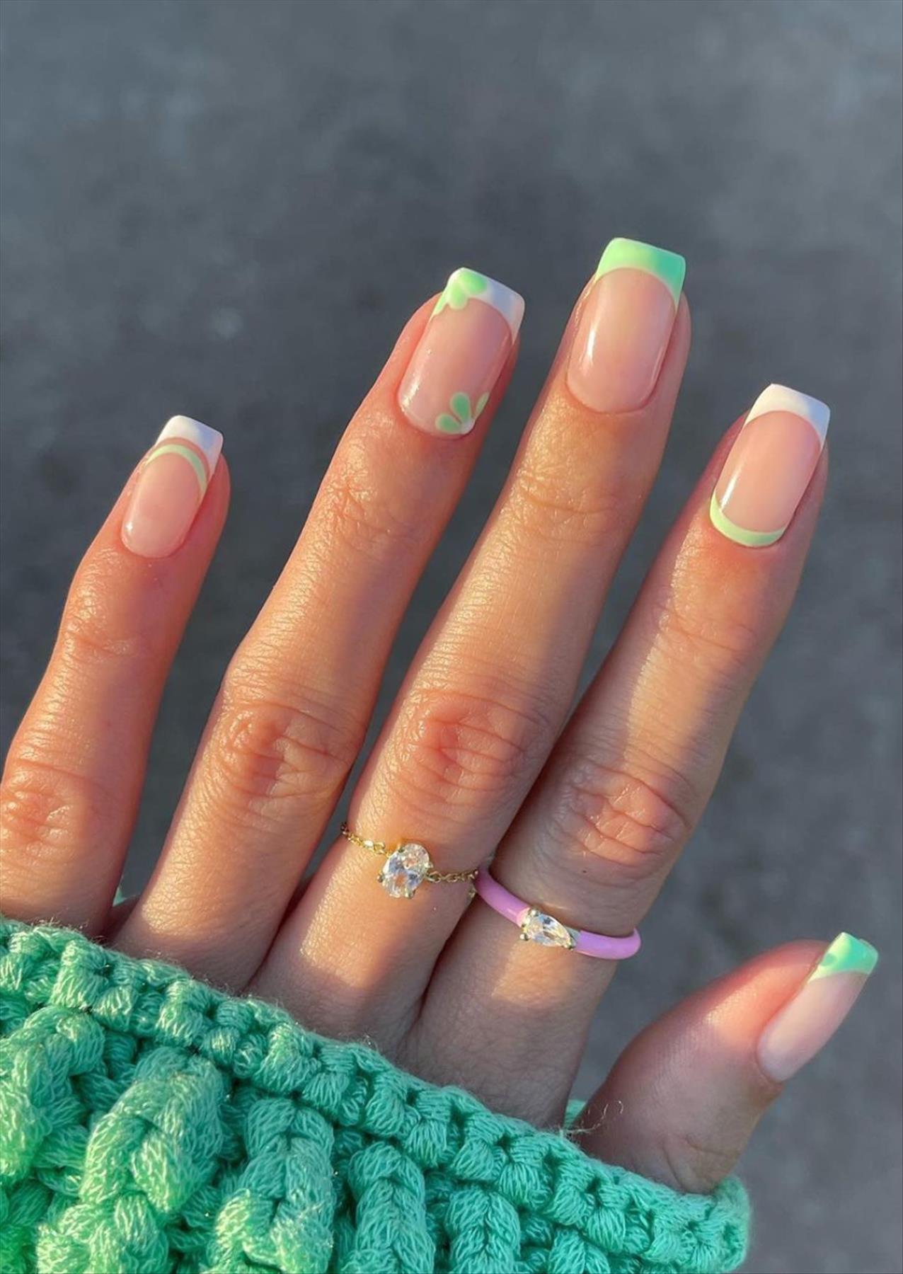 Best French tip nails for Summer mani 2022