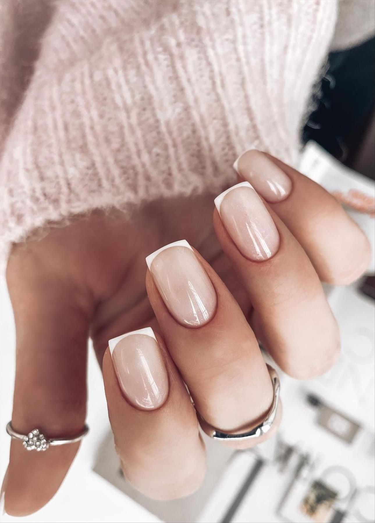 Best French tip nails for Summer mani 2022