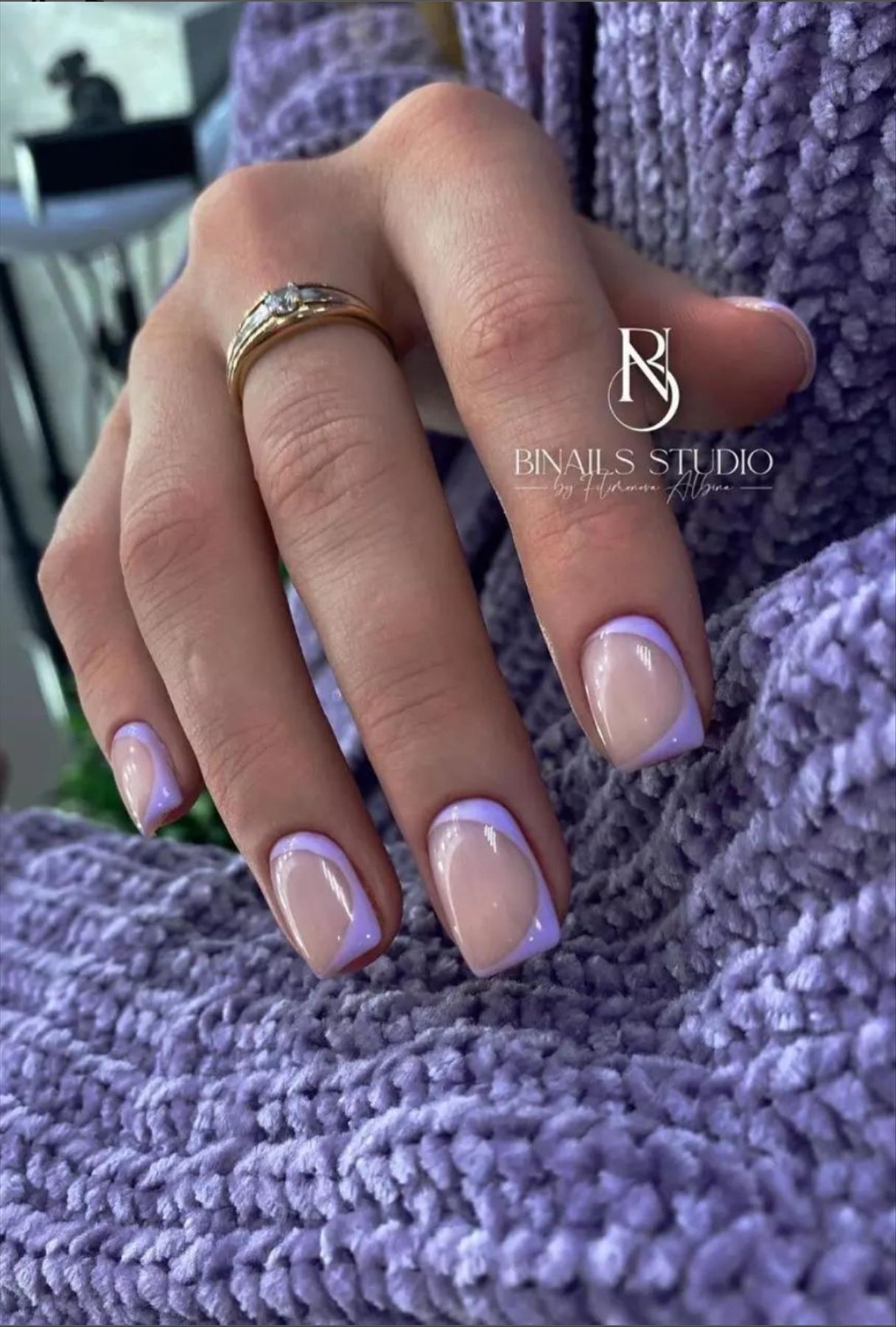 Best French tip nails for Summer mani 2022