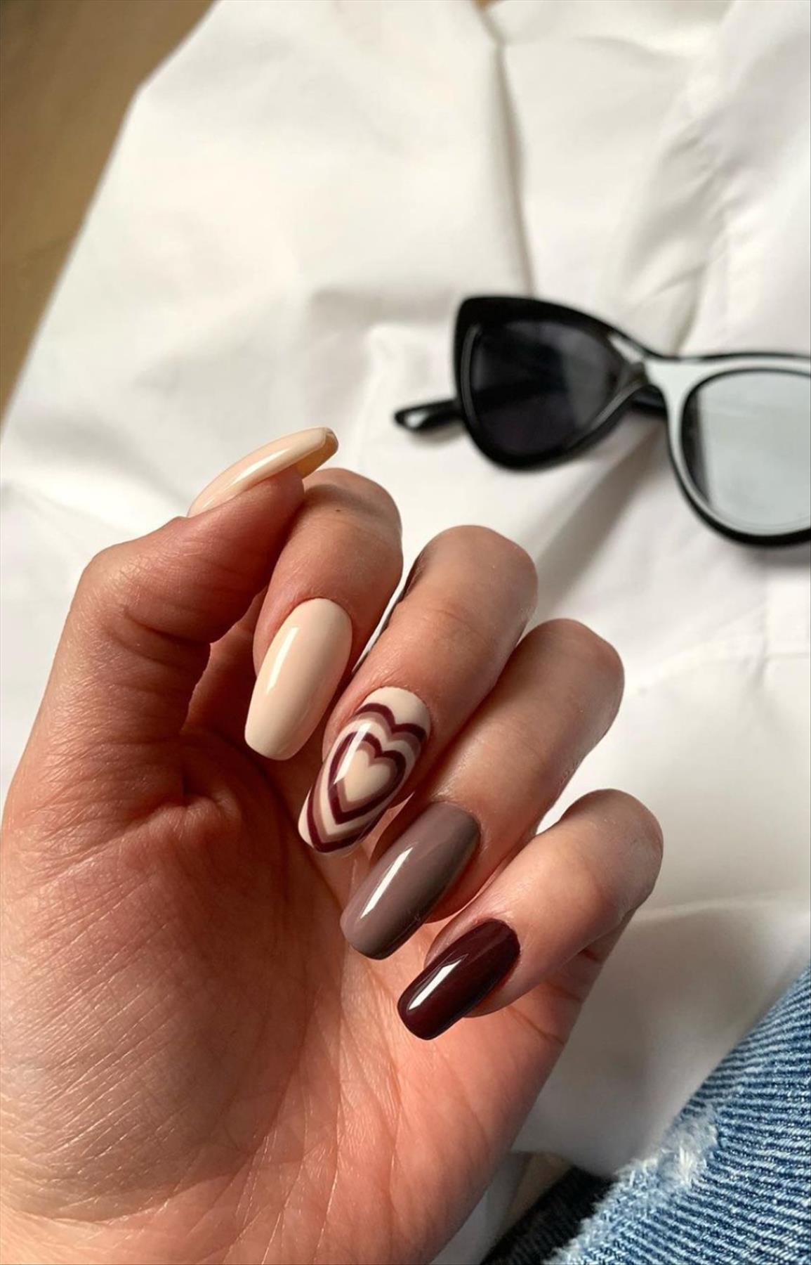 trendy and best summer nails art and summer nail colors 2022